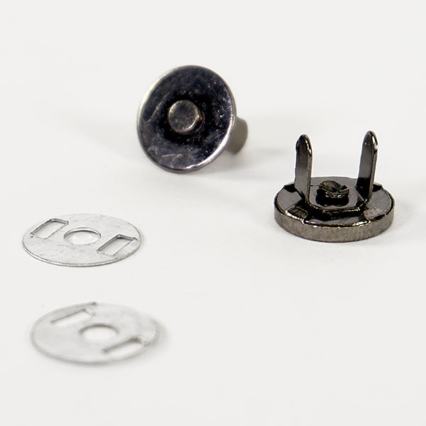 Magnetic Closure