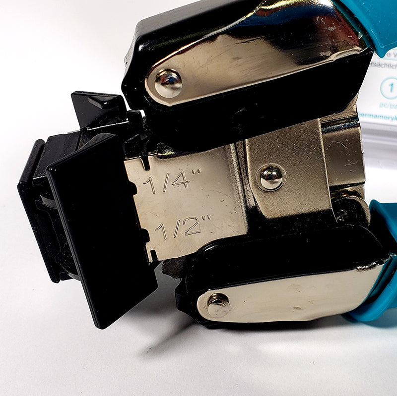 Crop-A-Dile Corner Chomper